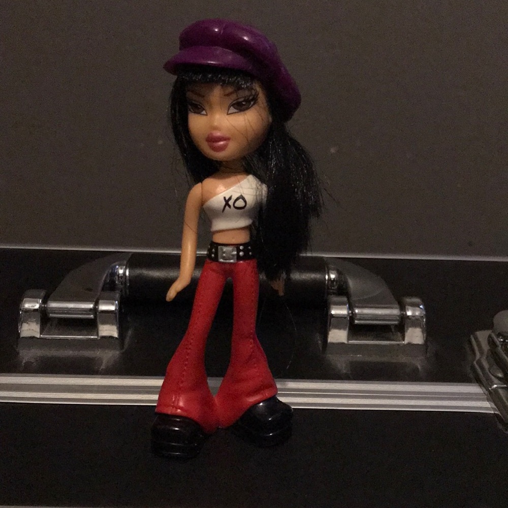 McDonald's 2003 Bratz Cutting Edge Jade Toy #1 (Pre-owned)